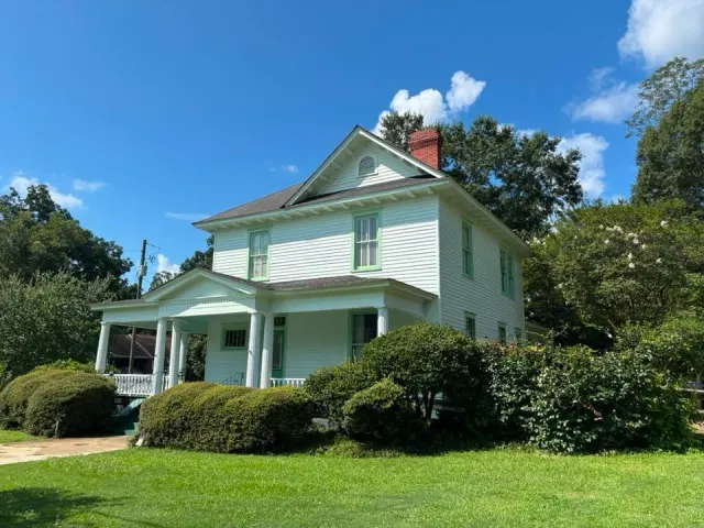 Photo 3 from the job: Older home in Pine Mountain, GA